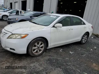 2008 Toyota Camry LE z VIN 4T1BE46K28U730356, wystawiony jako Copart lot #71500284 z przebiegiem 221 011 mil mil oraz Czysty tytuł • Clean title. Historia ofert i sprzedaży dostępna na DreamBid. Obrazek 1.