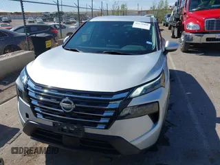2024 Nissan Rogue SV with VIN 5N1BT3BA1RC696625, listed as a IAAI auction lot 42179968 with 28,943 mi miles and . Bid and sale history available at carsss.com. Image 13.
