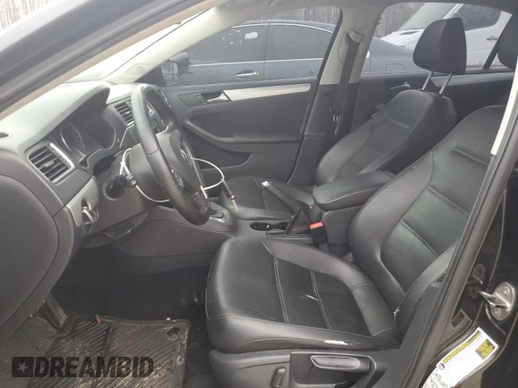 2013 Volkswagen Jetta Sedan SE with VIN 3VWDP7AJ3DM438377, listed as a Copart auction lot 47933375 with 127,319 mi miles and Salvage Title. Bid and sale history available at carsss.com. Image 7.