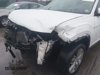 2019 Volkswagen Atlas SEL with VIN 1V2ER2CAXKC544274, listed as a IAAI auction lot 41112216 with 88,052 mi miles and . Bid and sale history available at DreamBid. Image 18.
