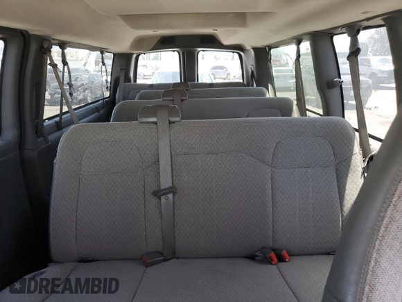 2016 Chevrolet Express Passenger LT with VIN 1GAZGPFG8G1194824, listed as a Copart auction lot 57914775 with 45,291 mi miles and Clean title. Bid and sale history available at DreamBid. Image 10.