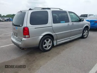 2006 Chevrolet Uplander LS Fleet z VIN 1GBDV13L96D199392, wystawiony jako IAAI lot #42272780 z przebiegiem 81 730 mil mil oraz . Historia ofert i sprzedaży dostępna na DreamBid. Obrazek 4.
