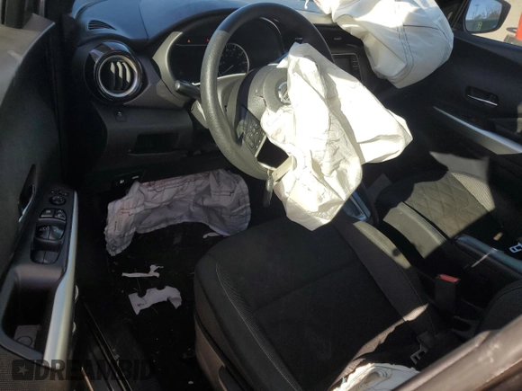 2019 Nissan Kicks SV with VIN 3N1CP5CU2KL563984, listed as a Copart auction lot 46682385 with 90,431 mi miles and Salvage Title. Bid and sale history available at carsss.com. Image 8.