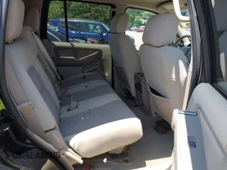 2007 Ford Explorer XLT with VIN 1FMEU63EX7UB35862, listed as a IAAI auction lot 42658684 with 163,017 mi miles and . Bid and sale history available at DreamBid. Image 8.