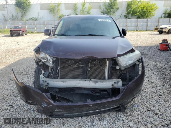 2012 Toyota Highlander Limited with VIN 5TDDK3EH3CS126771, listed as a Copart auction lot 61068925 with 284,891 mi miles and Non repairable. Bid and sale history available at DreamBid. Image 5.