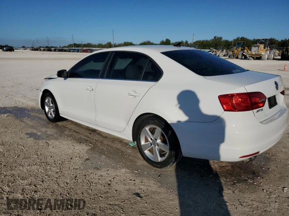 2014 Volkswagen Jetta TDI w/Premium with VIN 3VW3L7AJ3EM418221, listed as a Copart auction lot 81788464 with 151,875 mi miles and Salvage title. Bid and sale history available at DreamBid. Image 2.