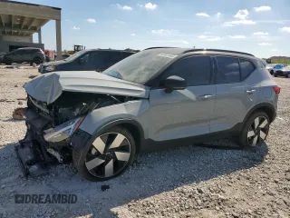 2024 Volvo XC40 с VIN YV4ER3XM5R2234431, выставлен на аукционе Copart как лот 42997485 с пробегом 1 703 миль миль и На запчасти • Non repairable. История ставок и продаж доступна на DreamBid. Изображение 1.