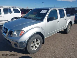 2011 Nissan Frontier PRO-4X with VIN 1N6AD0EV3BC434991, listed as a IAAI auction lot 42086934 with 189,908 mi miles. Bid and sale history available at carsss.com. Image 17.
