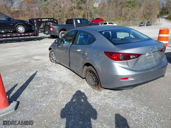 2014 Mazda Mazda3 i Sport with VIN JM1BM1U7XE1169521, listed as a IAAI auction lot 40721529 with 87,545 mi miles. Bid and sale history available at carsss.com. Image 3.