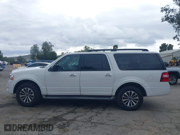 2016 Ford Expedition EL XLT with VIN 1FMJK1HT1GEF29369, listed as a IAAI auction lot 41743544 with 121,098 mi miles. Bid and sale history available at carsss.com. Image 14.