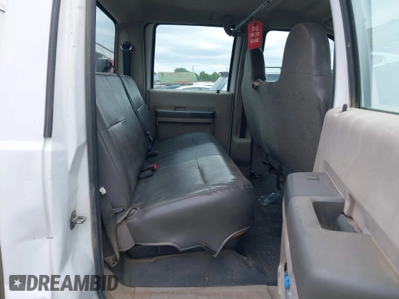 2010 Ford F-250 XL with VIN 1FTSW2BRXAEB38261, listed as a IAAI auction lot 42595048 with 67,935 mi miles and . Bid and sale history available at DreamBid. Image 8.