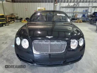 2006 Bentley Continental GT GT z VIN SCBCR63W56C033155, wystawiony jako Copart lot #61441835 z przebiegiem 77 853 mil mil oraz Czysty tytuł • Clean title. Historia ofert i sprzedaży dostępna na DreamBid. Obrazek 5.