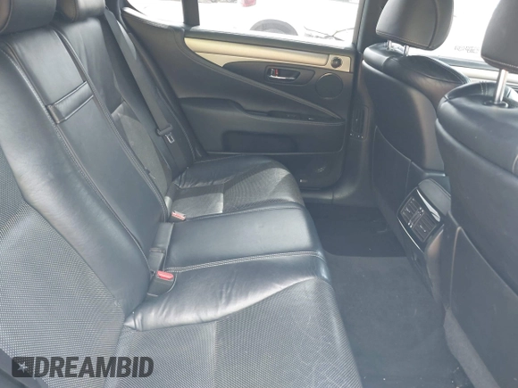 2013 Lexus LS 460 z VIN JTHCL5EF5D5016815, wystawiony jako IAAI lot #41794829 z przebiegiem 224 029 mil mil oraz . Historia ofert i sprzedaży dostępna na DreamBid. Obrazek 8.