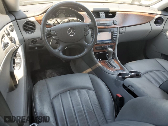 2006 Mercedes-Benz CLS-Class with VIN WDDDJ75X86A024956, listed as a Copart auction lot 75820984 with 70,754 mi miles and Salvage Title. Bid and sale history available at carsss.com. Image 8.