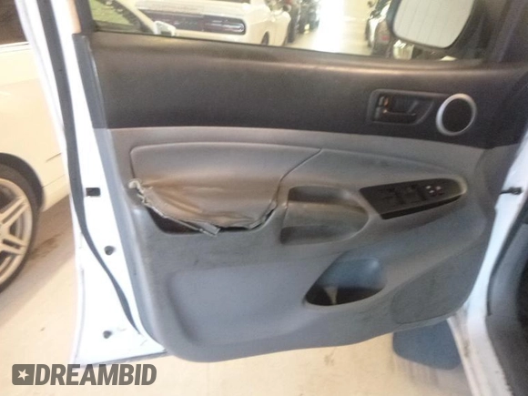 2013 Toyota Tacoma with VIN 3TMMU4FN6DM062201, listed as a IAAI auction lot 42906789 with 266,431 mi miles and . Bid and sale history available at DreamBid. Image 21.