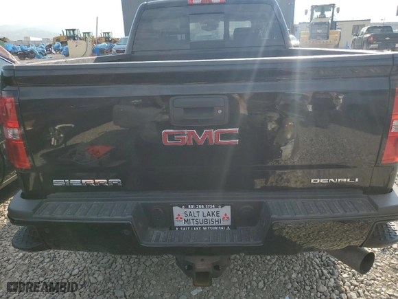 2016 GMC Sierra 3500HD Denali with VIN 1GT42YE83GF280500, listed as a Copart auction lot 70720664 with 109,318 mi miles and Salvage Title. Bid and sale history available at carsss.com. Image 6.