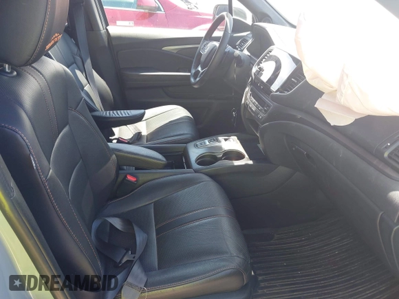 2022 Honda Passport TrailSport with VIN 5FNYF8H6XNB023013, listed as a IAAI auction lot 42274071 with 31,471 mi miles and . Bid and sale history available at DreamBid. Image 5.