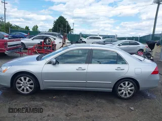 2007 Honda Accord EX-L z VIN 1HGCM66897A073729, wystawiony jako IAAI lot #42308276 z przebiegiem 125 064 mil mil oraz . Historia ofert i sprzedaży dostępna na DreamBid. Obrazek 15.