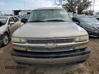 2003 Chevrolet Suburban LT with VIN 3GNEC16Z73G139932, listed as a Copart auction lot 80663954 with 196,131 mi miles and Clean Title. Bid and sale history available at carsss.com. Image 5.