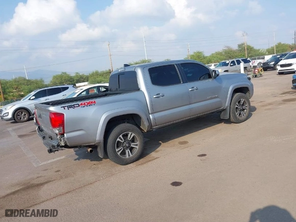 2017 Toyota Tacoma SR5 with VIN 3TMCZ5AN4HM078820, listed as a IAAI auction lot 41529685 with 119,759 mi miles. Bid and sale history available at carsss.com. Image 4.