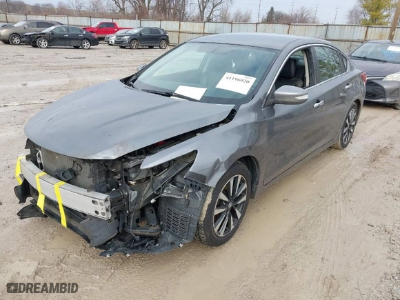 2018 Nissan Altima 2.5 SR with VIN 1N4AL3AP1JC245971, listed as a IAAI auction lot 41196020 with 100,881 mi miles. Bid and sale history available at carsss.com. Image 2.