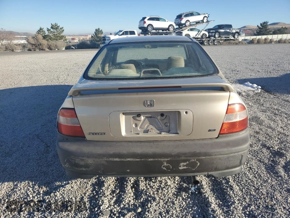 1994 Honda Accord LX с VIN JHMCD5634RC061099, выставлен на аукционе Copart как лот 83488354 с пробегом 208 488 миль миль и Списание • Salvage title. История ставок и продаж доступна на DreamBid. Изображение 6.