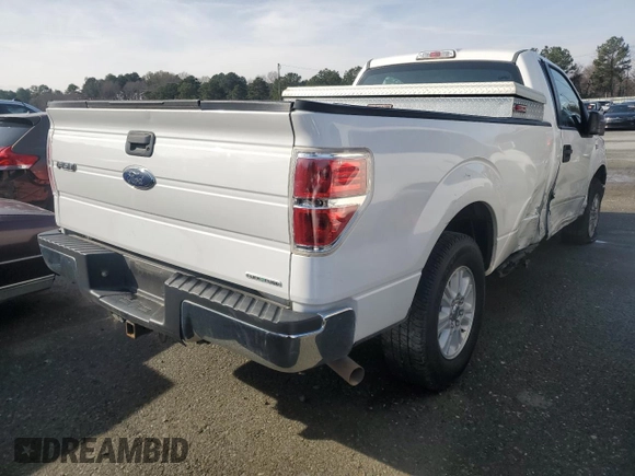 2013 Ford F-150 XL z VIN 1FTPF1CF6DKG35172, wystawiony jako Copart lot #85156824 z przebiegiem 202 951 mil mil oraz Szkoda całkowita • Salvage title. Historia ofert i sprzedaży dostępna na DreamBid. Obrazek 3.