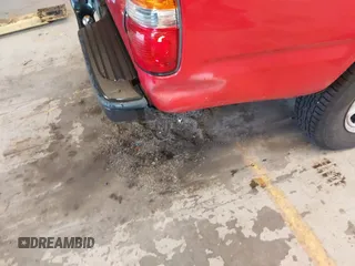 2001 Toyota Tacoma z VIN 5TENL42N31Z721220, wystawiony jako IAAI lot #42711573 z przebiegiem 213 157 mil mil oraz . Historia ofert i sprzedaży dostępna na DreamBid. Obrazek 13.