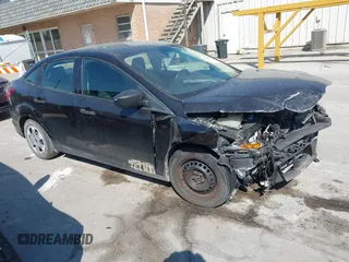 2012 Ford Focus S with VIN 1FAHP3E28CL328236, listed as a IAAI auction lot 40367519 with 129,371 mi miles and . Bid and sale history available at carsss.com. Image 1.