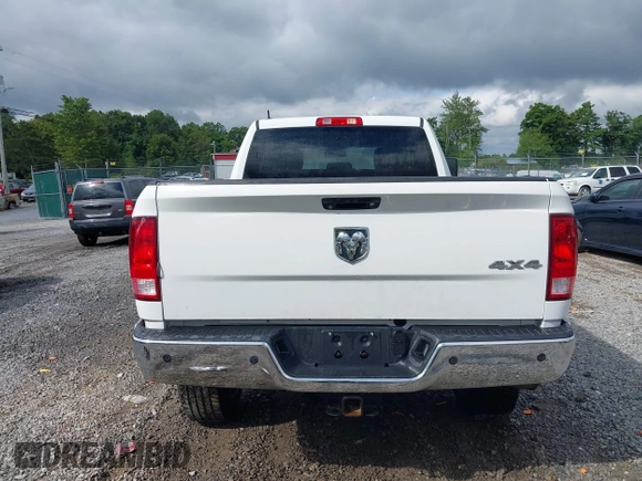 2018 Ram 2500 Tradesman with VIN 3C6UR5CL4JG207120, listed as a IAAI auction lot 40124581 with 191,567 mi miles and . Bid and sale history available at DreamBid. Image 17.