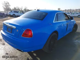2011 Rolls-Royce Ghost with VIN SCA664S54BUX49380, listed as a IAAI auction lot 40358792 with 73,284 mi miles. Bid and sale history available at carsss.com. Image 4.