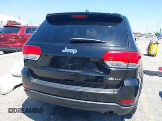 2018 Jeep Grand Cherokee Laredo E z VIN 1C4RJEAG9JC131344, wystawiony jako IAAI lot #42218060 z przebiegiem 126 639 mil mil oraz . Historia ofert i sprzedaży dostępna na DreamBid. Obrazek 17.