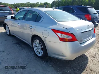 2010 Nissan Maxima SV with VIN 1N4AA5AP4AC825670, listed as a IAAI auction lot 42150640 with 117,626 mi miles and . Bid and sale history available at DreamBid. Image 3.
