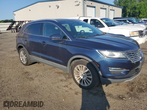 2017 Lincoln MKC Reserve with VIN 5LMCJ3D99HUL03201, listed as a Copart auction lot 61611685 with 83,578 mi miles and Clean title. Bid and sale history available at DreamBid. Image 4.