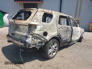 2017 Ford Explorer XLT with VIN 1FM5K8D81HGB04588, listed as a IAAI auction lot 42584072 with Not provided miles and . Bid and sale history available at DreamBid. Image 4.