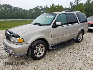 2000 Lincoln Navigator with VIN 5LMRU27A6YLJ08406, listed as a Copart auction lot 60320205 with 145,279 mi miles and Clean title. Bid and sale history available at DreamBid. Image 1.