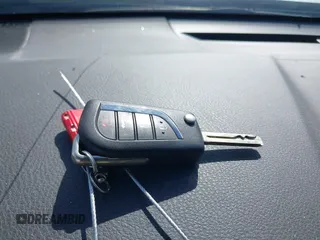 2022 Toyota Camry SE z VIN 4T1G11AK3NU638448, wystawiony jako IAAI lot #42087578 z przebiegiem 58 529 mil mil oraz . Historia ofert i sprzedaży dostępna na DreamBid. Obrazek 11.