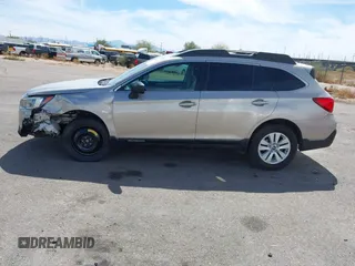 2019 Subaru Outback z VIN 4S4BSABC1K3331876, wystawiony jako IAAI lot #41798427 z przebiegiem 38 123 mil mil oraz . Historia ofert i sprzedaży dostępna na DreamBid. Obrazek 15.