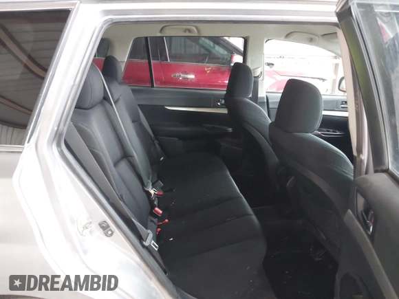 2010 Subaru Outback с VIN 4S4BRCFC4A3318121, выставлен на аукционе IAAI как лот 41934475 с пробегом 265 378 миль миль и . История ставок и продаж доступна на DreamBid. Изображение 8.