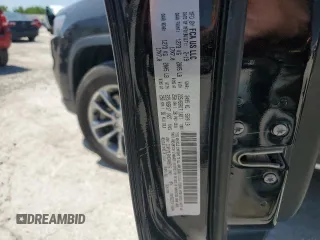 2019 Jeep Cherokee Latitude Plus z VIN 1C4PJMLBXKD409716, wystawiony jako Copart lot #56367955 z przebiegiem 53 831 mil mil oraz Szkoda całkowita • Salvage title. Historia ofert i sprzedaży dostępna na DreamBid. Obrazek 12.