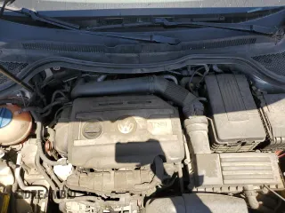 2013 Volkswagen CC R-Line with VIN WVWBP7AN5DE547300, listed as a Copart auction lot 53446564 with 94,848 mi miles and Clean Title. Bid and sale history available at carsss.com. Image 11.