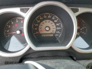 2005 Toyota 4Runner SR5 with VIN JTEBT14R850048640, listed as a Copart auction lot 55013705 with 210,849 mi miles and Clean Title. Bid and sale history available at DreamBid. Image 9.