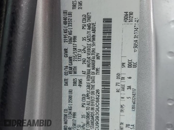 2016 Ford Escape SE z VIN 1FMCU9G93GUC68226, wystawiony jako Copart lot #56764355 z przebiegiem Nie podano mil oraz Szkoda całkowita • Salvage title. Historia ofert i sprzedaży dostępna na DreamBid. Obrazek 14.