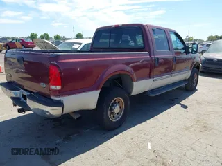 2000 Ford F-250 XL z VIN 1FTNW21F1YED78586, wystawiony jako IAAI lot #42516633 z przebiegiem 354 835 mil mil oraz . Historia ofert i sprzedaży dostępna na DreamBid. Obrazek 4.