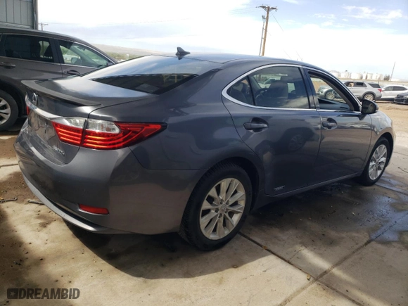 2013 Lexus ES 300h Hybrid with VIN JTHBW1GG9D2031451, listed as a Copart auction lot 68519074 with 158,612 mi miles and Salvage Title. Bid and sale history available at carsss.com. Image 3.