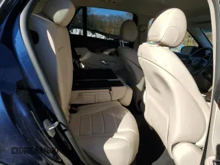2017 Mercedes-Benz GLC 300 z VIN WDC0G4JB8HF137760, wystawiony jako Copart lot #80457914 z przebiegiem 90 236 mil mil oraz Szkoda całkowita • Salvage title. Historia ofert i sprzedaży dostępna na DreamBid. Obrazek 11.
