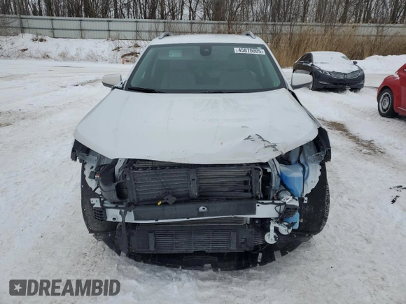 2024 GMC Terrain SLT with VIN 3GKALVEG5RL384862, listed as a Copart auction lot 45870005 with 2,812 mi miles and Non repairable. Bid and sale history available at DreamBid. Image 5.
