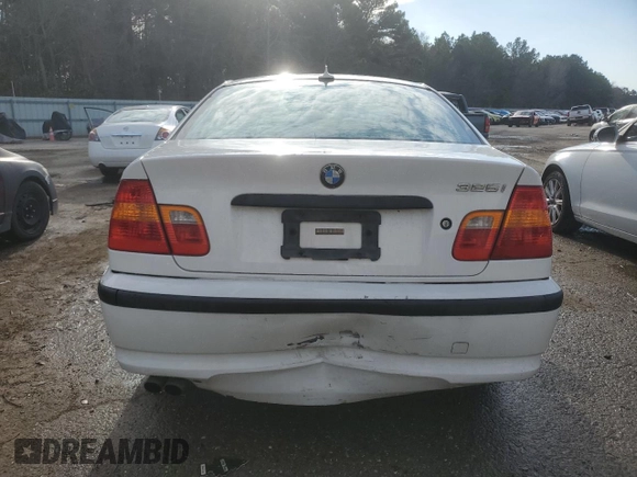 2004 BMW 3 Series 325i with VIN WBAET37454NJ81111, listed as a Copart auction lot 86081874 with 245,429 mi miles and Salvage Title. Bid and sale history available at carsss.com. Image 6.