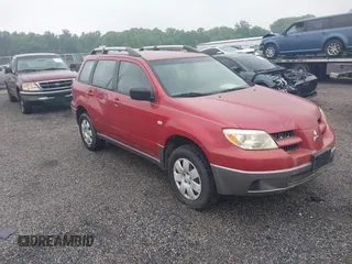 2006 Mitsubishi Outlander LS z VIN JA4LZ31F96U018239, wystawiony jako IAAI lot #42494774 z przebiegiem 112 564 mil mil oraz . Historia ofert i sprzedaży dostępna na DreamBid. Obrazek 1.