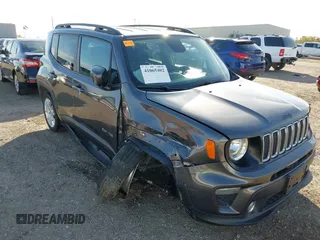 2020 Jeep Renegade Latitude with VIN ZACNJABB8LPL25157, listed as a IAAI auction lot 41065402 with 64,982 mi miles. Bid and sale history available at carsss.com. Image 1.